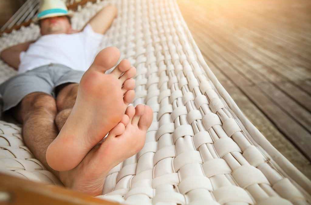 Automassage des pieds pour être relax